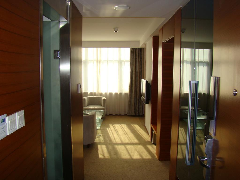 Holiday Inn Express Tianjin Binhai Eksteriør billede
