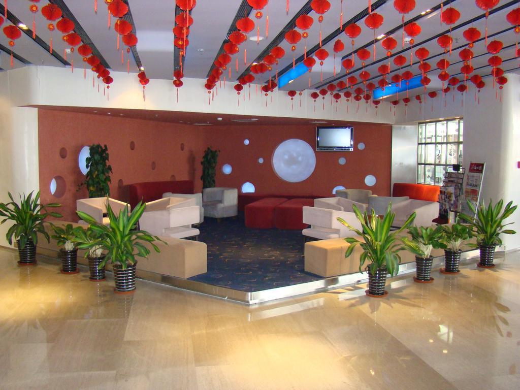 Holiday Inn Express Tianjin Binhai Eksteriør billede